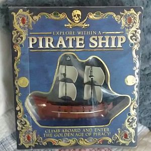 3-d pirate ship book